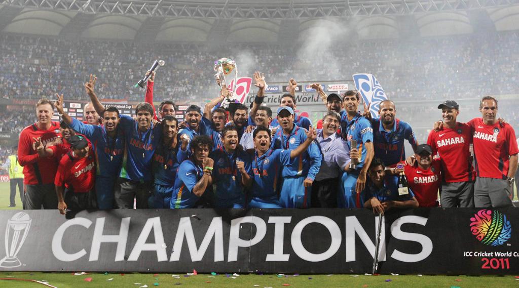 manthanparekh_'s tweet image. Ten long years have passed since winning #WorldCup2011 but still feels like yesterday!!! These Golden Moments are engraved in the memory of every Indian Cricket Fan😍 #10yearsofWorldcup2011