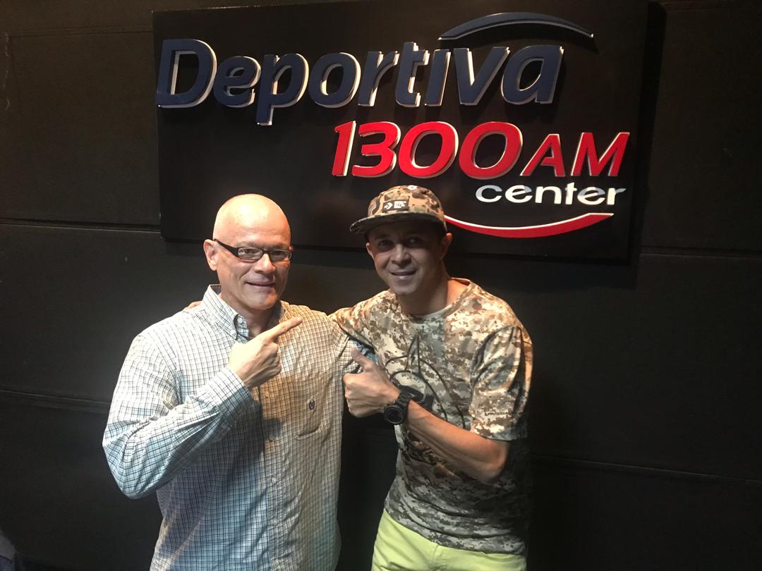 josearturo161s's tweet photo. #HipismoEnCuarentena Cuando laboramos en @FMCENTER #AMCenter #Deportiva 1300 AM con El #GranShowDeportivo  Luego en noviembre de 2019 reinaugurando la #BolaContinental después de 15 años, fue con #clubhipicoxtlt y un invitado de lujo @EibarCoa en los estudio de la radio... Fine! https://t.co/s59ylOvxd3