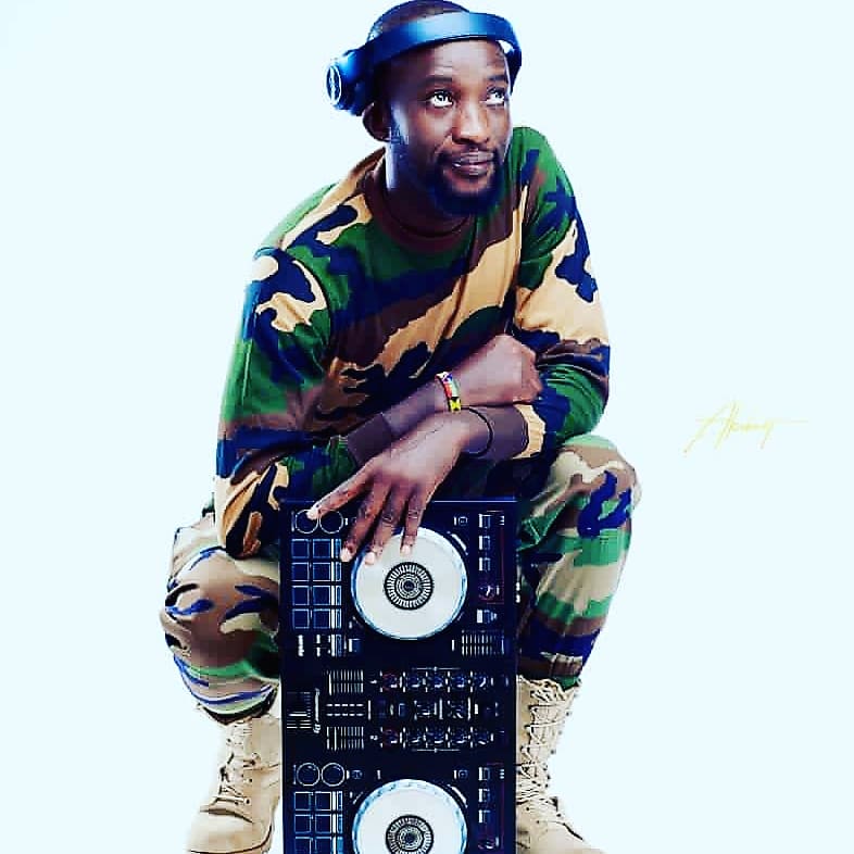 <a href="/DjRasNico/">Dj RasNico</a> Event And Radio DJ.(Reggae//Dancehall//Afrobeat//Calypso//Jazz//Country//Gospel).Linkup n Let's Party. Email: selektanico198@gmail.com 
WhatsApp: +233242254603.