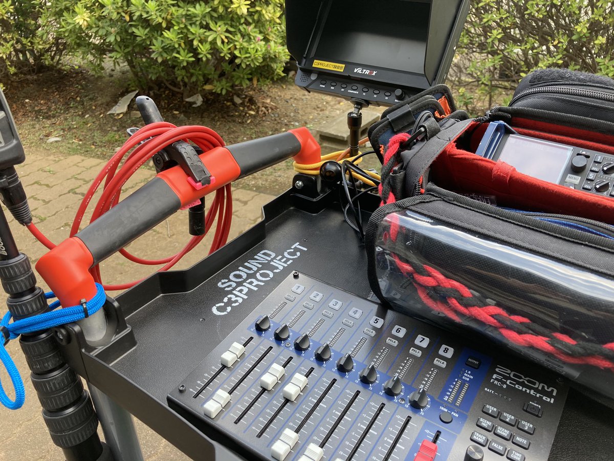miDumo's tweet photo. 僕の最近の録音カートセッティング。

 it's my soundcart set. 

#soundcart #zoom #productionsound https://t.co/gu6CuibwYA