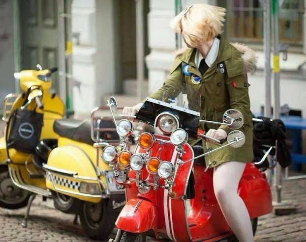 ②そしてMODSといえばワイルドなR&Bとスクーター🛵✨ベスパや