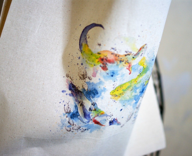 IkimonoPre's tweet photo. \#おすすめの変な商品 Vol.2245/
#マルシェバッグ ・ #フラットポーチ ・ #クリーニングクロス
作家 #madeblue(@mnyk_canis ) が新商品の販売を開始!
#サンシャイン水族館 で飼育されている生き物をデザインした、いきもーる限定販売のグッズですよ!
#いきもーる→https://t.co/Lb2XE5k0jW https://t.co/oXwdnGHBsd