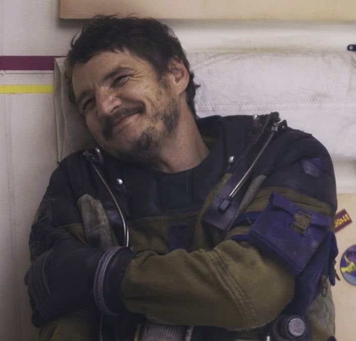 Happy birthday to pedro pascal the loml <33 