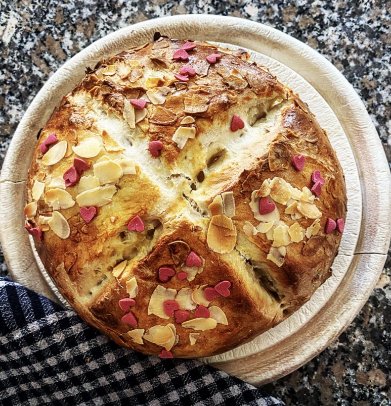 sguetg's tweet image. Easter Bread made by my Cooking Buddies👩‍🍳👩‍🍳📍#Food #EasterBread #GoodFriday
