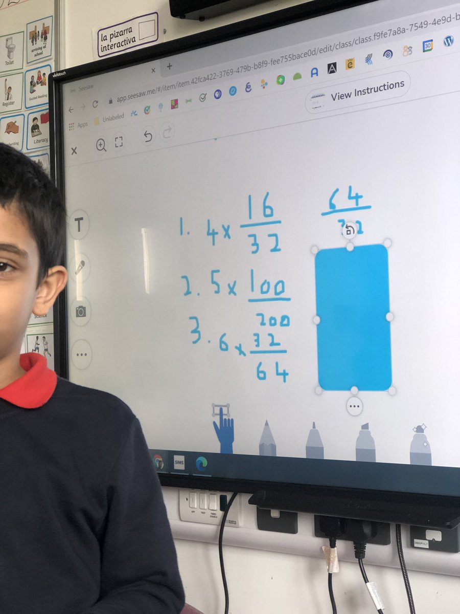 mrtmullins's tweet photo. Giving a #studentvoice. After a #hingequestion using @plickers, I challenged greater depth students to independently watch my @edpuzzle lesson then make their own questions on @seesaw to lead emerging leaners. If they can teach it, they get it 👍 #blendedlearning #edtech https://t.co/lI1fUIcYaZ