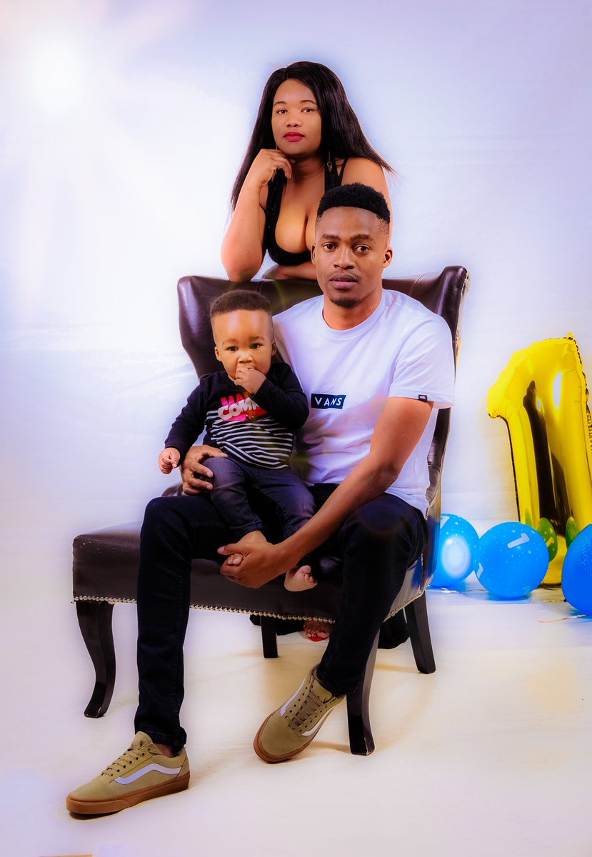 Mooreen_hadebe's tweet image. My Family ,My company @dwebablack  and vusa Hadebe Legacy and my kids.