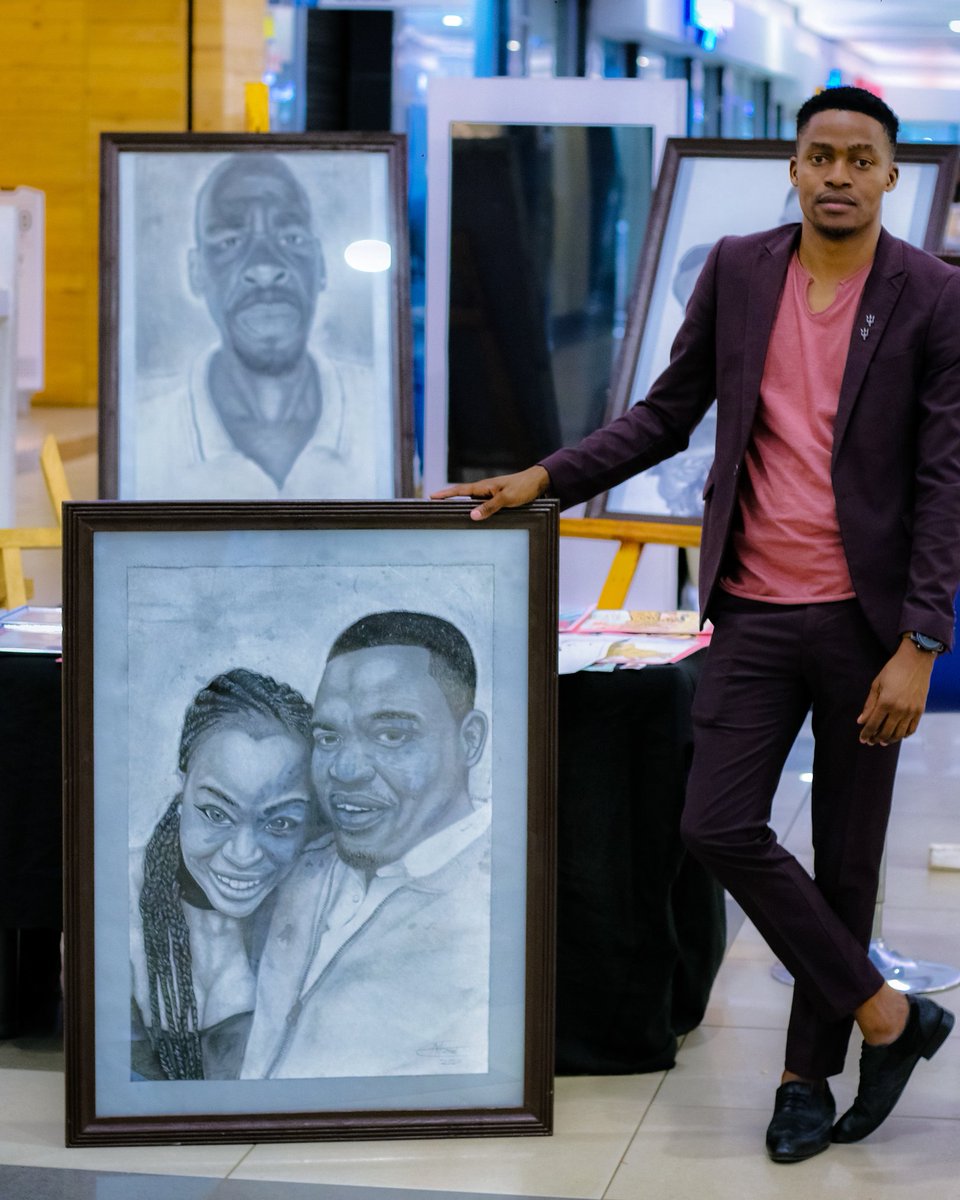 Mooreen_hadebe's tweet image. My Family ,My company @dwebablack  and vusa Hadebe Legacy and my kids.