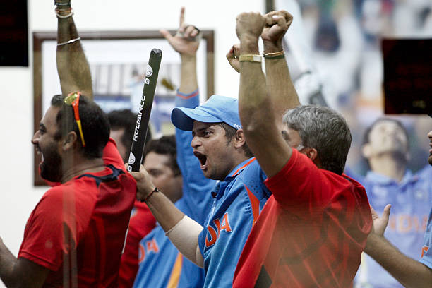 ImMayankB's tweet image. Everything just feels like, "abhi peechle week me hi to hua ye sab." 

By far the proudest moment of my life as a cricket fanatic.

#10yearsofWorldcup2011