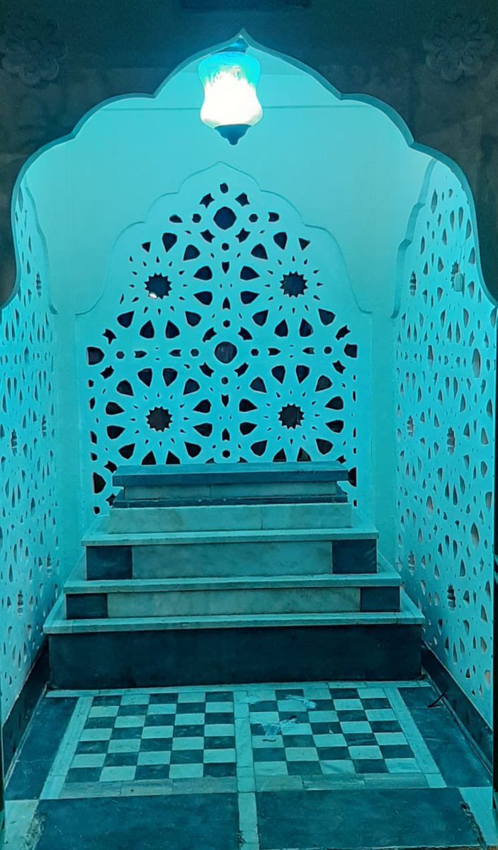 arvindkumar_ias's tweet photo. the grave tomb of Padma Bhushan Ustad Bade Ghulam Ali Khan Saaheb, the greatest classical exponent of Patiala Gharana at the Dairah-e-Mir Momin, Sultan Shahi, Hari Bowli Road is restored by @GHMCOnline #Hyderabad 

@KTRTRS https://t.co/2dlRidP8Zk