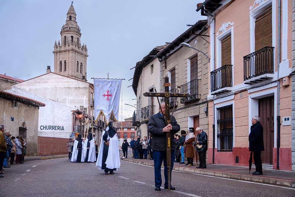NavaDRS_Santa's tweet photo. VIERNES SANTO

Al alba una Cruz 

#VIACRUCIS #SSantaNavadelRey21 #Silencio #AhoraMasQueNunca #MUESTRATUPASION #vistetedepasion #ViernesSanto https://t.co/uAWPQWf30c