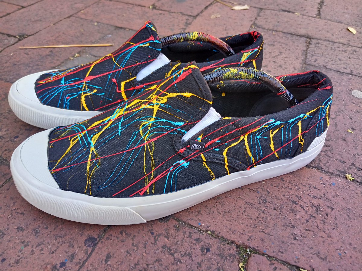 Spray_myshandis's tweet photo. Abstract illustration on old Sneakers make them look new and fresh... Bring your Shandis we courier nationwide 🚛
WhatsApp 0848573583

#SprayMyShandis #DJSBU Travor Noah #Ayanda #BlackOwnedBusiness #Pearl #LockdownHouseParty #GoodFriday #Easter #alcohol https://t.co/FnAYQll0f0