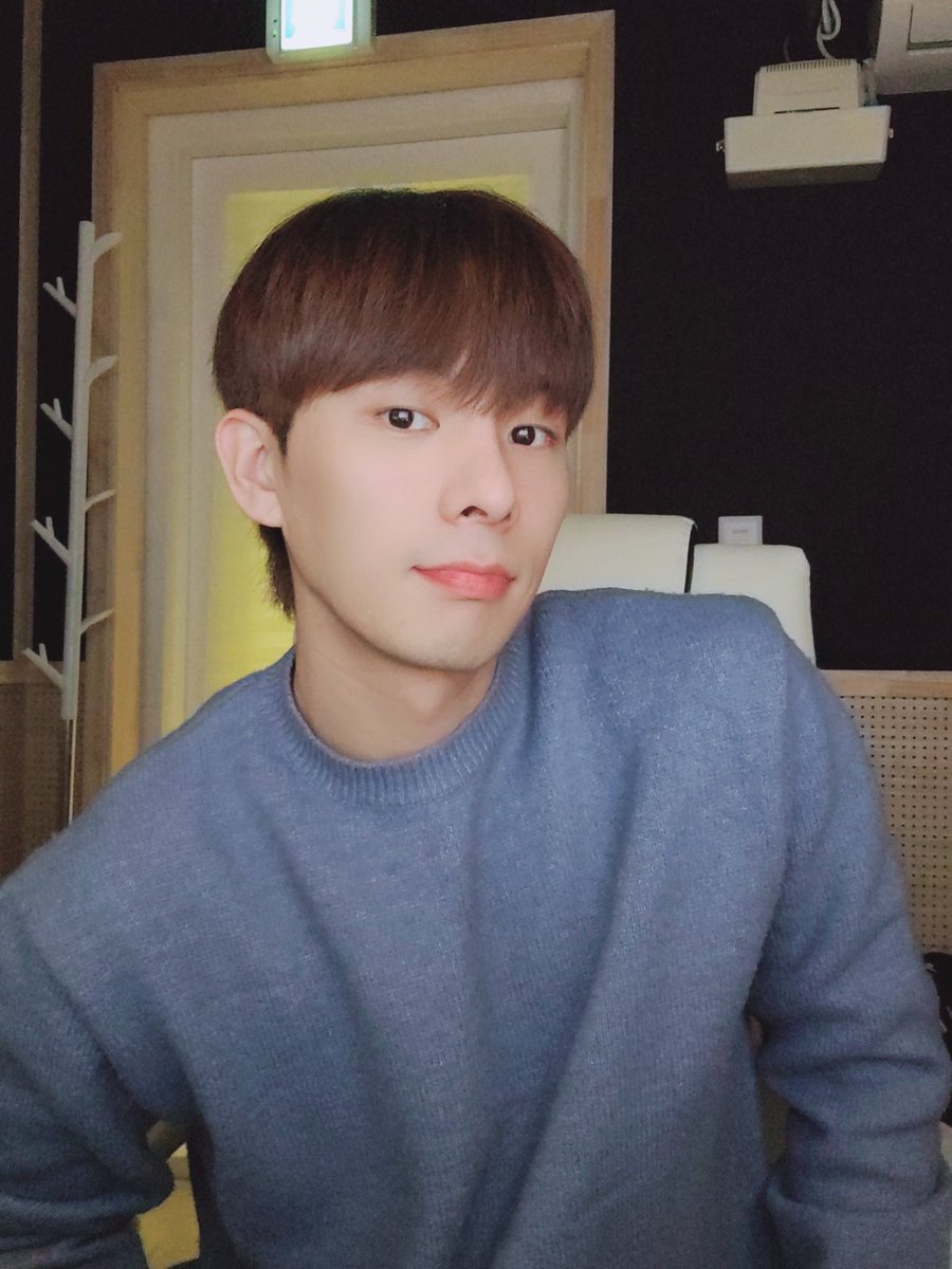 seo_yuan's tweet photo. Long time no see🤟 https://t.co/JSs3uB9eZJ