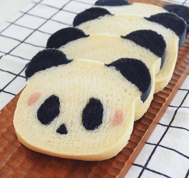 mizoemouse's tweet photo. かわいい…………食パン発見！😃 https://t.co/tfwIL5OTjv