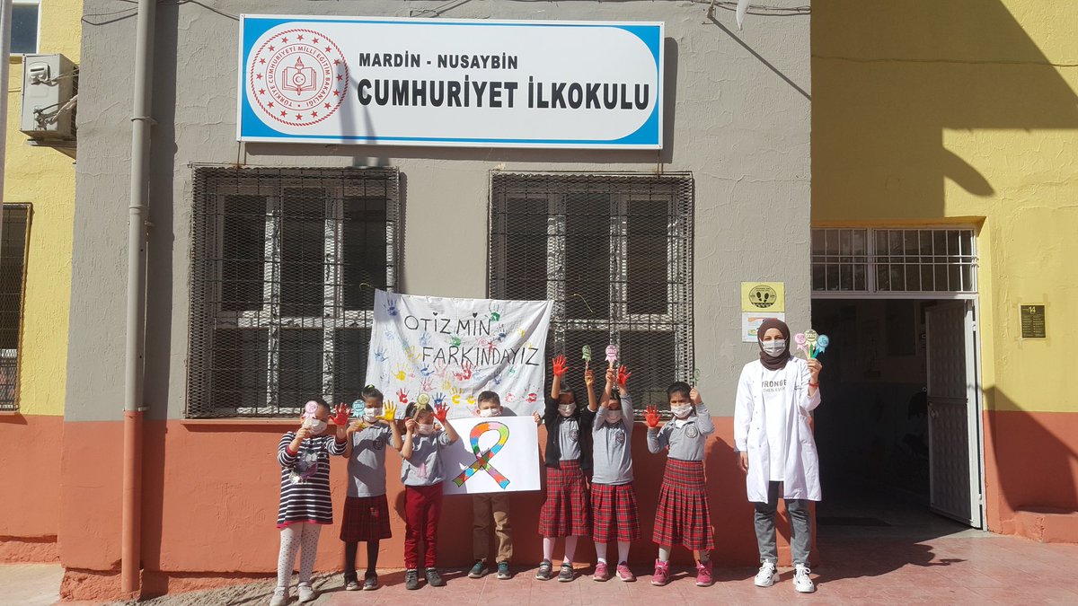 zozan's tweet photo. Otizm Farkındalık Günü 💙 https://t.co/pAnvLn0HHh