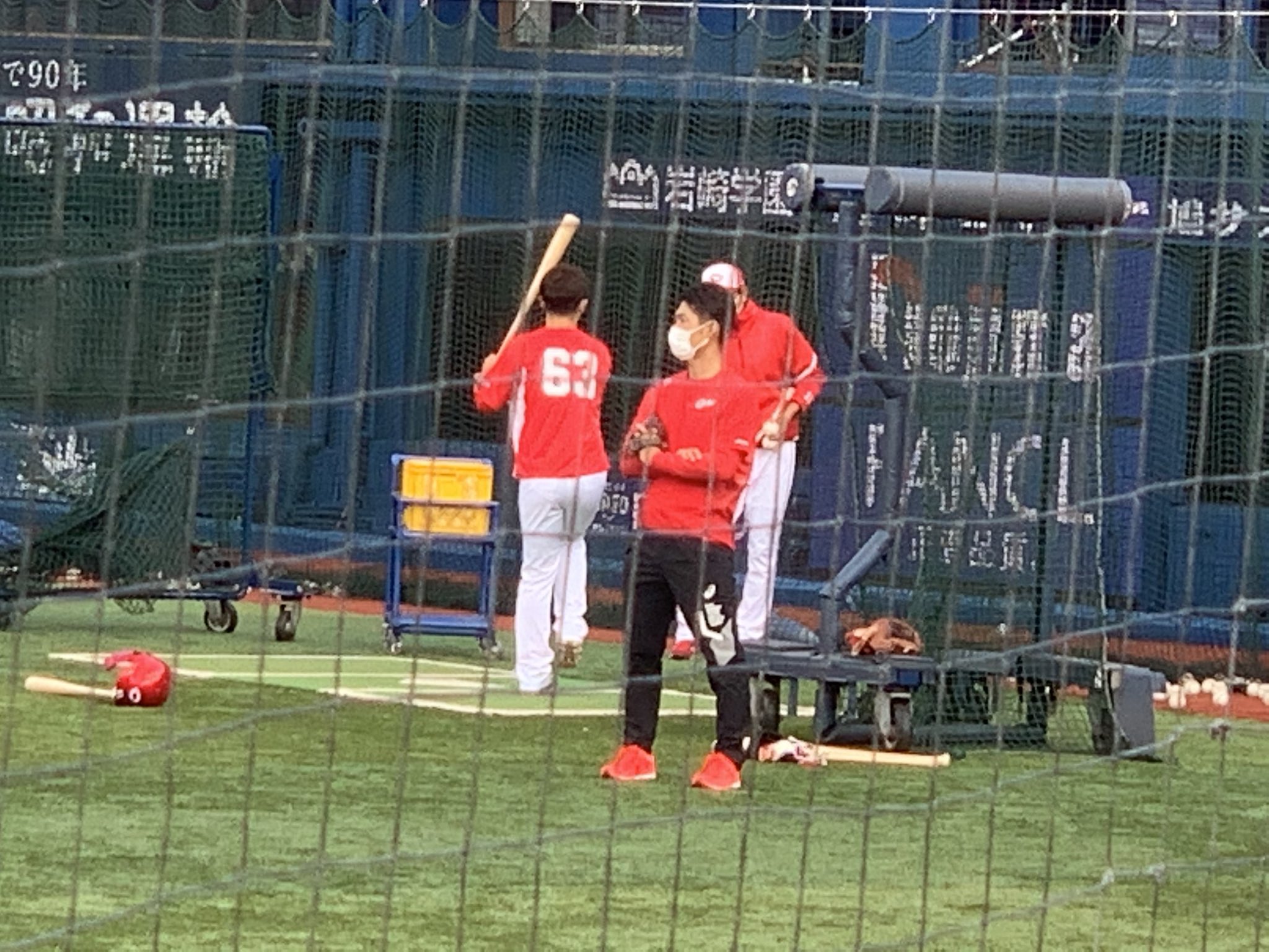 日刊スポーツ 広島担当 フリー打撃２巡目に入ってます 西川龍馬 広島東洋カープ Carp カープ T Co 8ynzudksmy Twitter