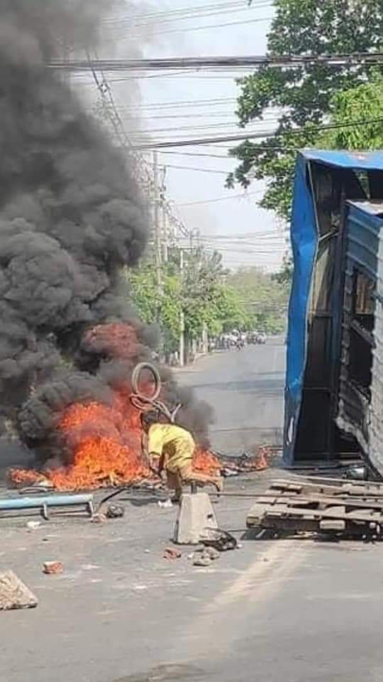 PrincessWu11's tweet photo. Stop the use and involvement of children in protests immediately

Punish protesters
#WhatsHappeningInMyanmar 
#Do_not_make_fake_news_anymore
#SaveMyammar 
#SaveChildren 
#Child_seduction https://t.co/NrknNqiwp2
