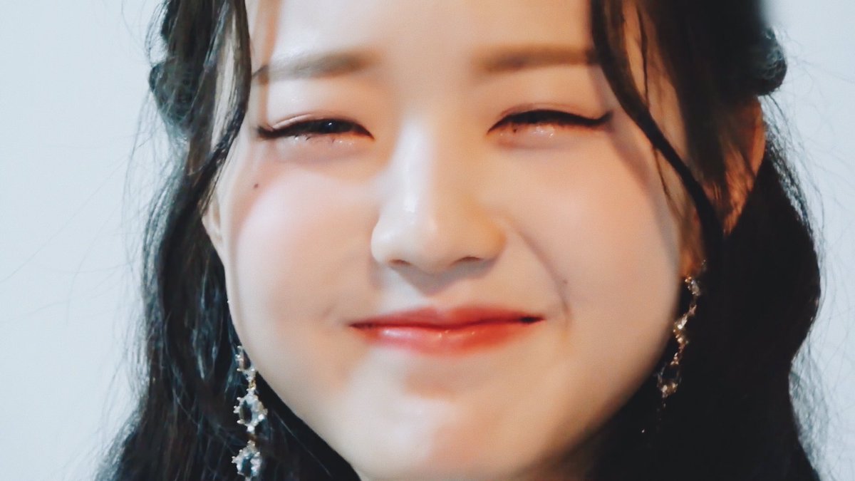 H E L P 😭
#Wonyoung #장원영 #아이즈원