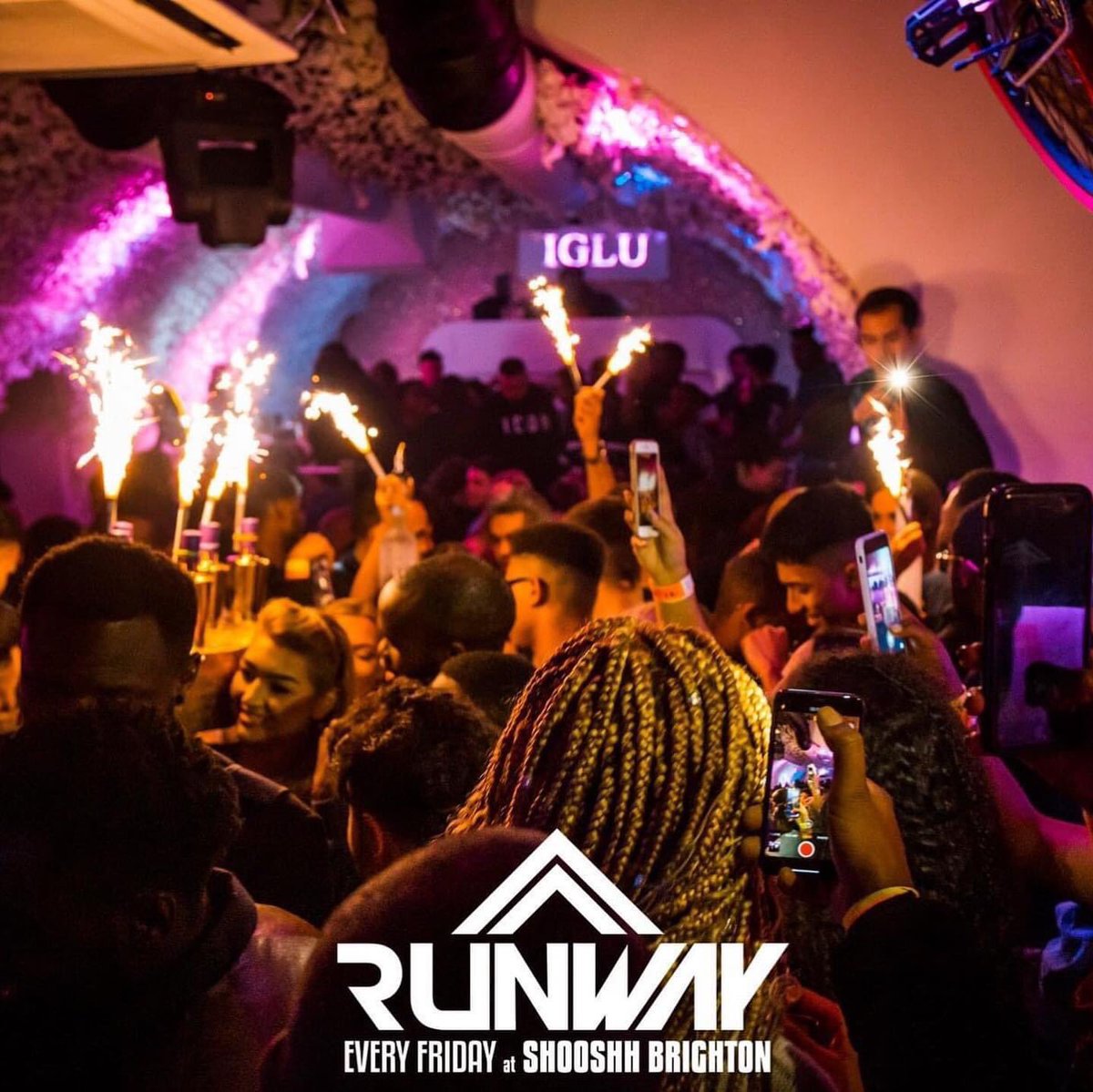 We KNOW what you’ve all been thinking… 

’I can’t wait for all songs that came out in lockdown to be played in a club’ 

INTRODUCING RUNWAY FRIDAYS  FIRST PLAY FRIDAY  #ThatFridayFeeling 🔊

Buy your ticket now: roxpromotions.co.uk
