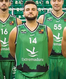 lucentumblog's tweet photo. JUEGO | ¿Cuál es la equipación más bonita de la #LEBOro 2020-21? 

Sigan el hilo para ver las imágenes y votar en todas las eliminatorias

2ª FASE ELIMINATORIA 1: VOTACIONES EN SIGUIENTE TUIT ⬇️ https://t.co/utuvVK9AV9