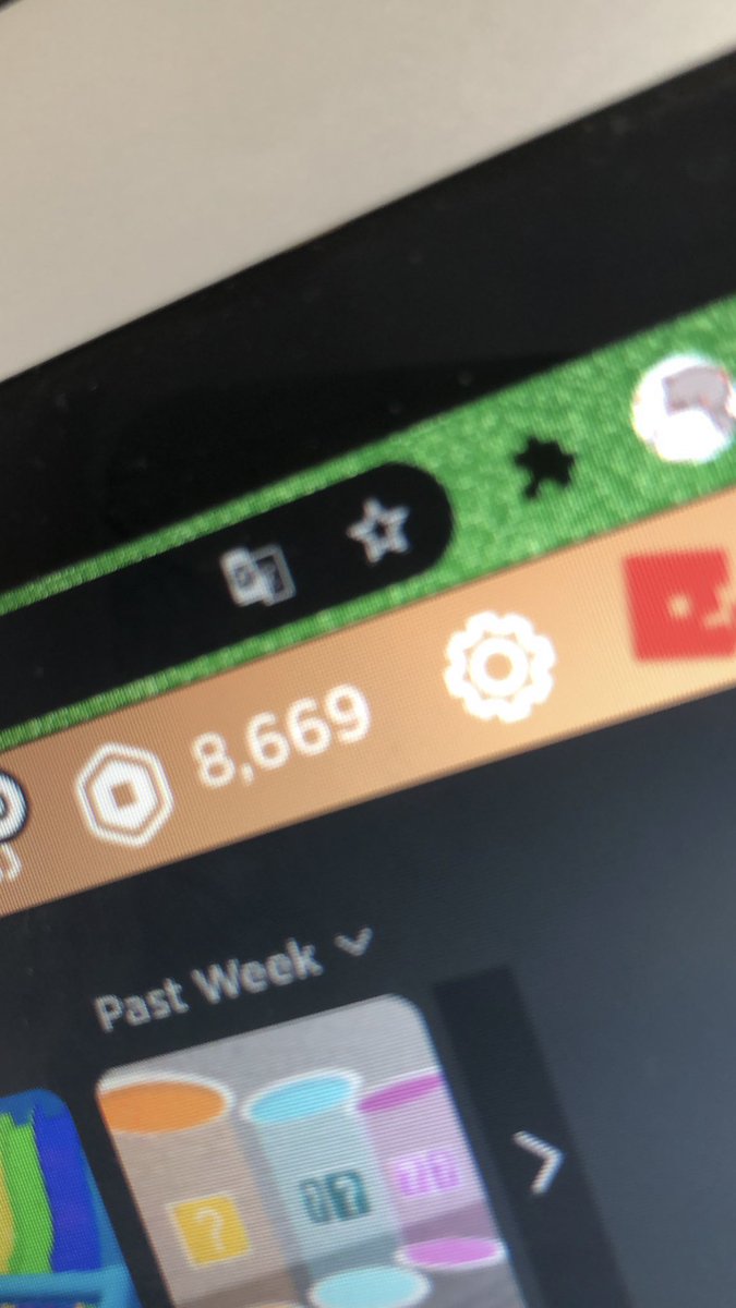 roblox ~ tweet media