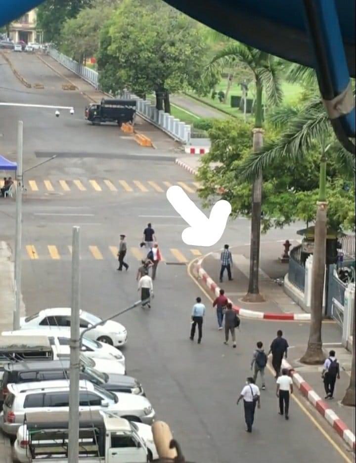 SuMonThwin4's tweet photo. Dear @clarissaward, we noticed that someone is following you and the team. Please be careful and mind your safety and other civilians who you met. Appreciated your trip to Myanmar at risk. Thanks. Source: https://t.co/8fepfFmREC #spyyou #takecare #besafeinmyanmar https://t.co/qHjTnoP5Jw