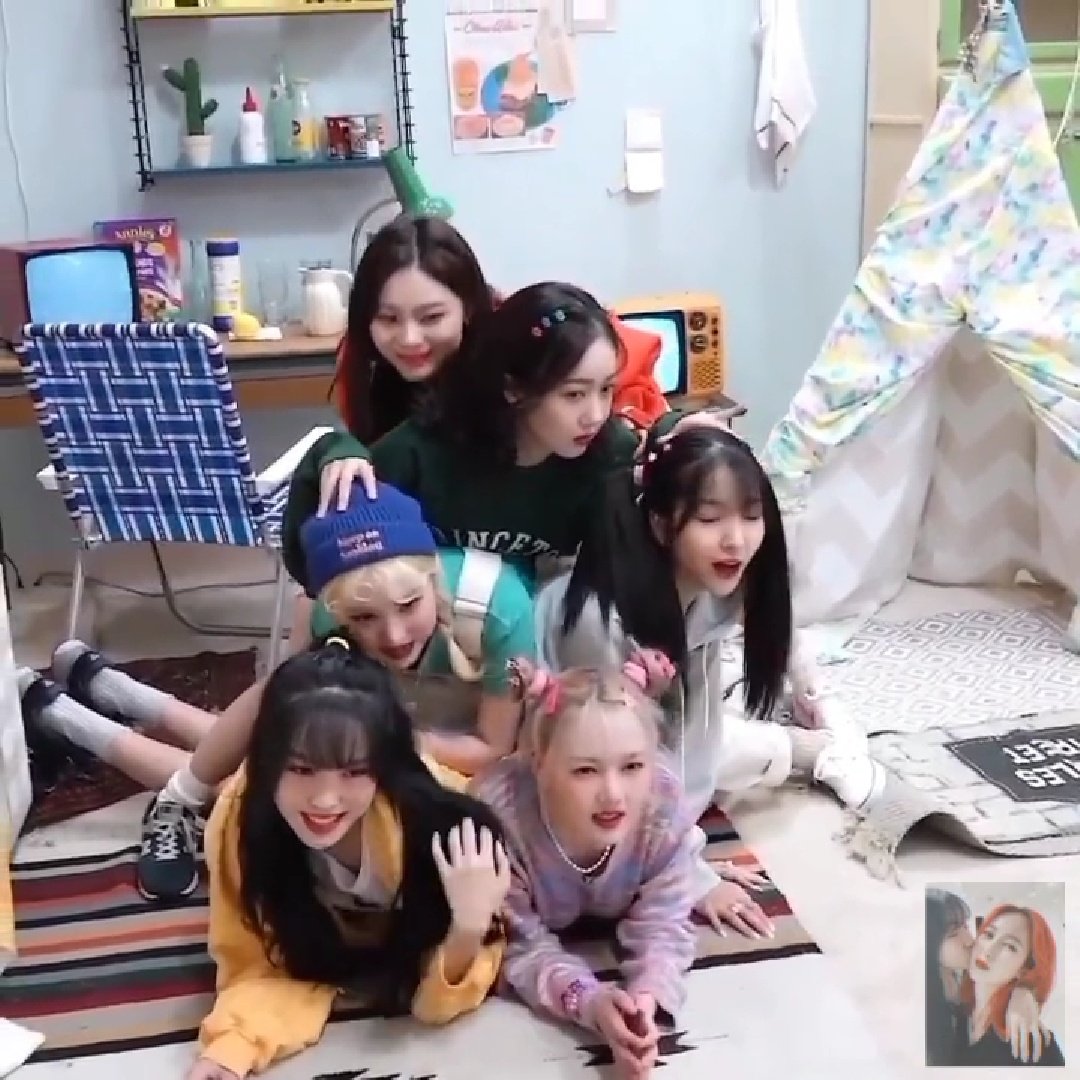 youthofyuna's tweet photo. pls, theyre so cute 🥺 https://t.co/KzDrqZYwKY