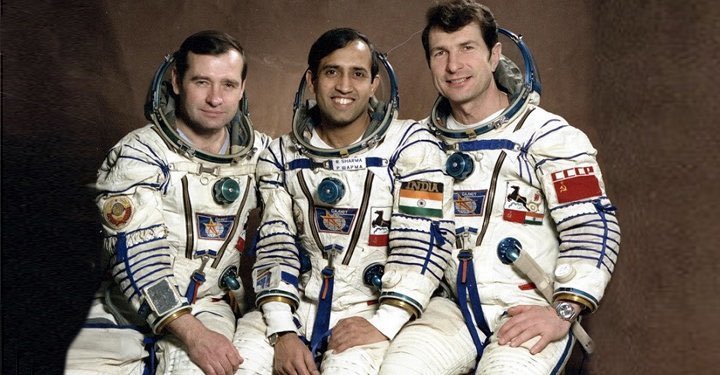 SanjayDhotreMP's tweet photo. #OnThisDay in 1984, Wing Commander #RakeshSharma, the first Indian astronaut, flew from the Soyuz T-11 with the Soviet Interkosmos programme. He was in space for 7 days, 21 hours and 40 minutes! https://t.co/7pHFLzG76V