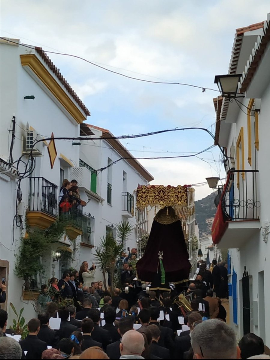 Esta tarde hubiéramos acompañado con nuestra Banda Sinfónica a la Virgen de las Lágrimas de Benalmádena en su salida procesional.
Queremos mostrar nuestro cariño a todos los Hermanos, fieles y devotos de <a href="/HdadSNazareno/">Hermandad Sacramental del Nazareno - Benalmádena</a> en estos momentos tan especiales.