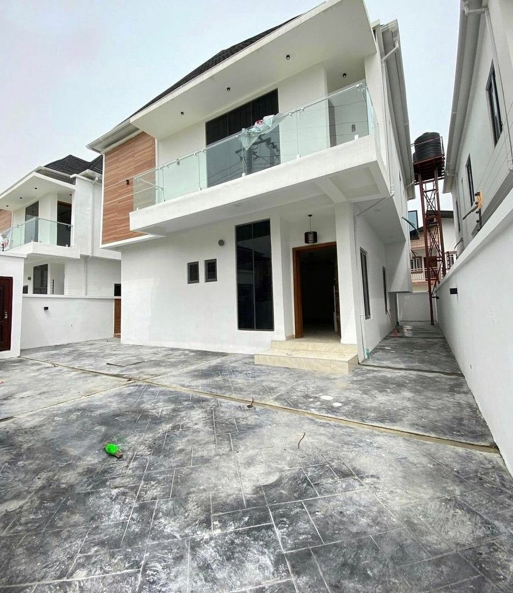Ifechi_Ezenwaji's tweet photo. 4 bedroom detached duplex for sale.
Location: Ajah.
Price: 75m.

Features:
- Fully fitted kitchen.
- Swimming pool.
- Spacious rooms.
- Security house.

Please retweet.🥺🙏🏾

#Ethereum #EndSARS Vincent Iheanacho Judas Mr P Nathaniel Bassey Zidane Premier League #NSAchallenge USSD https://t.co/3PynywSgS1