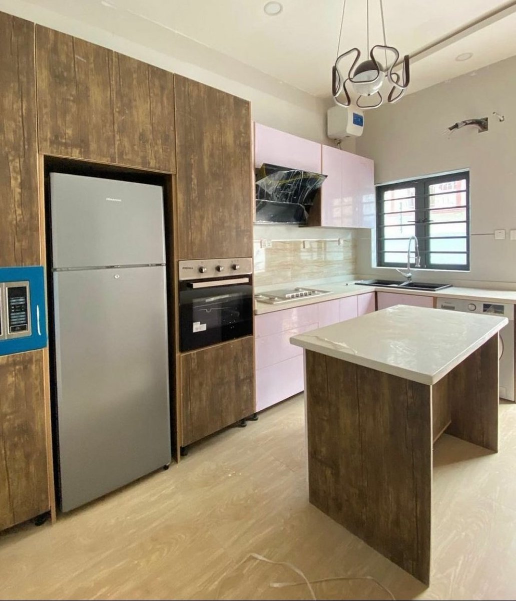 Ifechi_Ezenwaji's tweet photo. 4 bedroom detached duplex for sale.
Location: Ajah.
Price: 75m.

Features:
- Fully fitted kitchen.
- Swimming pool.
- Spacious rooms.
- Security house.

Please retweet.🥺🙏🏾

#Ethereum #EndSARS Vincent Iheanacho Judas Mr P Nathaniel Bassey Zidane Premier League #NSAchallenge USSD https://t.co/3PynywSgS1