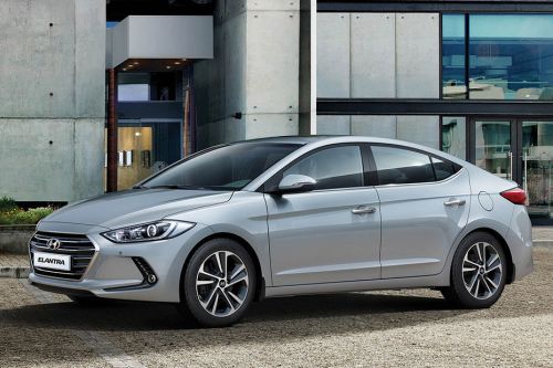 CarDealerBot's tweet photo. #BestCarsforUberBizinNigeria
Hyundai Elantra
Roomy, well-built, economic with surprisingly sharp reflexes! Its 2.0-liter inline four-cylinder engine is capable of 138 horsepower & 136 pound-feet of torque. Several Nigerian mechanics are very familiar with it. #CarDealerBot https://t.co/5AD7jBu3FL