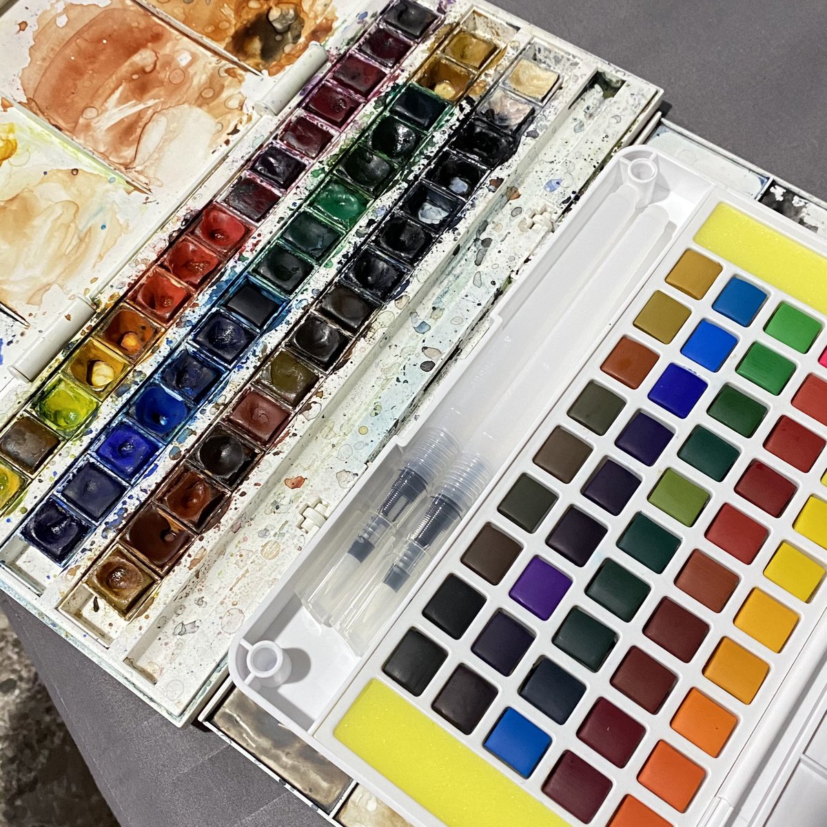 รีวิวมั้ยยังไง สีน้ำหลักพันกับหลักร้อย