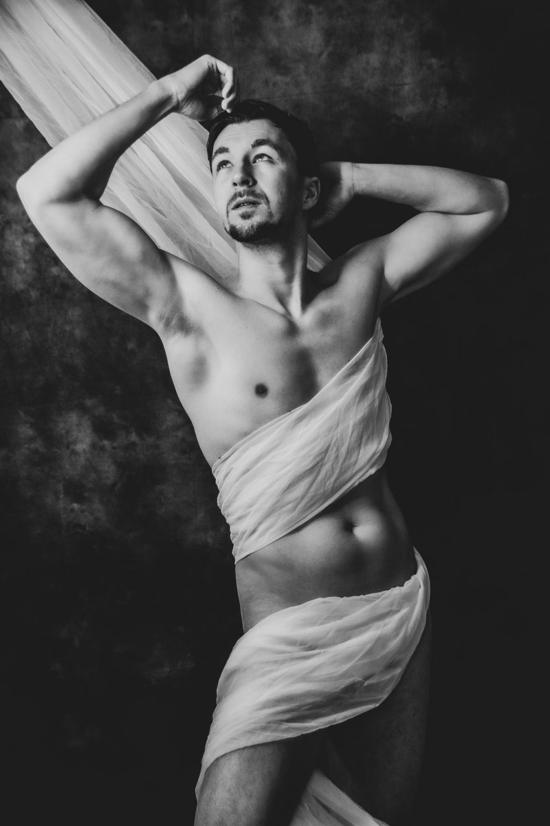 DanielM_Model's tweet photo. #blackandwhite #malemodels #art #malemodel #maleportrait #manmodel #fotoshooting #Male #TFP #Modeling #Fotomodel #germanmodel #germanmalemodel #Studioshooting #Studio #Aktfotografie #Akt #actmodeling #gay #gayhamburg https://t.co/3dCnHTAjL8
