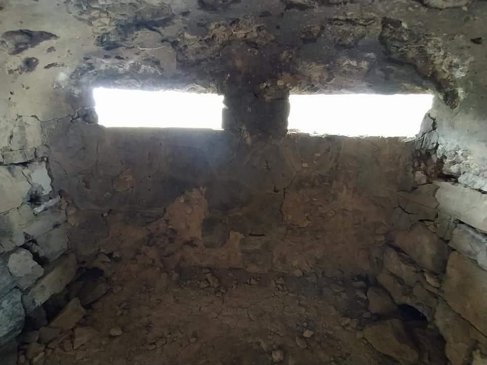 GRIEGC1's tweet photo. Nido de ametralladoras ubicado en el sector republicano de la Cabeza de Puente de Seròs (Lleida)
#guerracivil #guerracivilespañola #guerracivilespanyola #bunkers #fortificación #historia #history #spanishcivilwar #seros #lleida #frontdelsegre #memoriahistórica https://t.co/0fuL5fXsIf