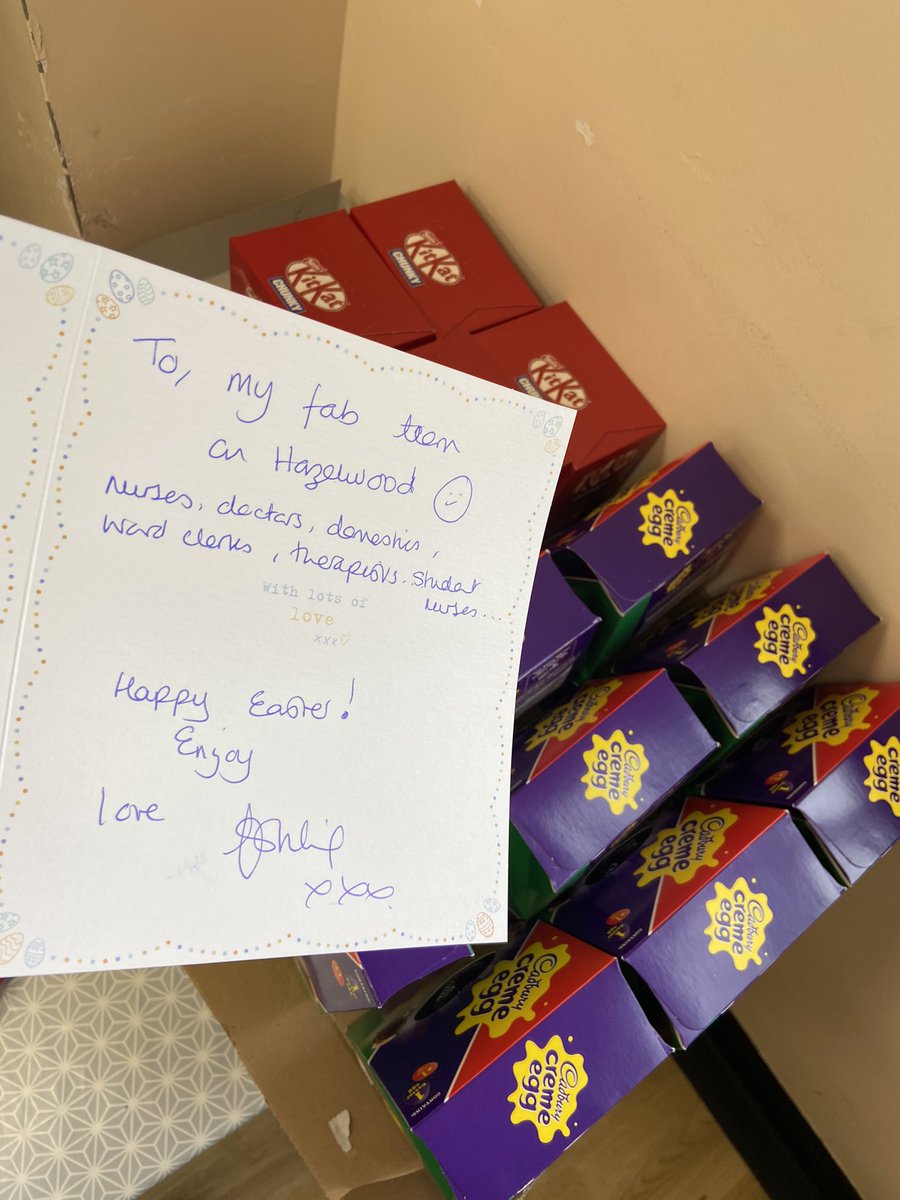 JudithB07299954's tweet photo. Easter eggs for all the staff on @hazelwoodcdh from Ashling our ward manager! 🍫🐣🍫🐣❤️@JudithB07299954 @LancsHospitals @KathMaddison @HowlesJohn https://t.co/YVxTlubGM8