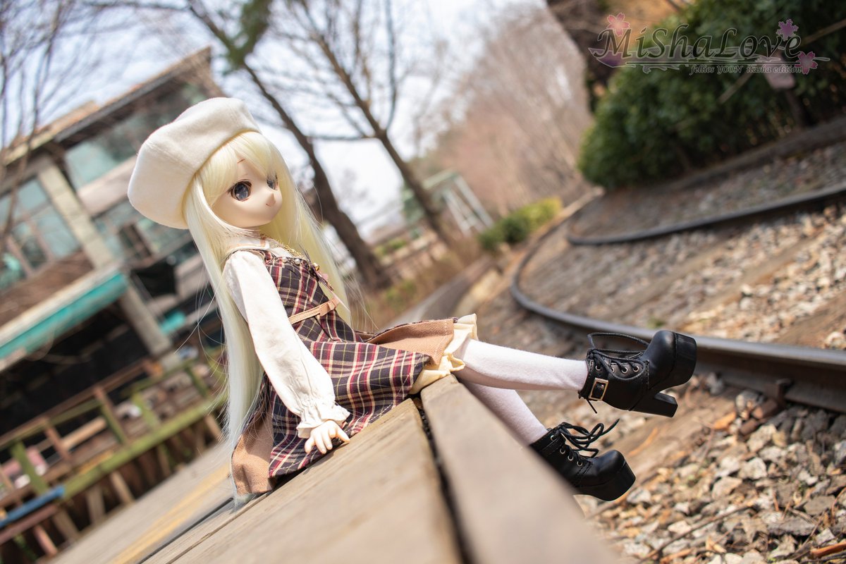 MishaYun's tweet photo. 열차는 언제쯤 오는걸까
#MDDはいいぞ
#MDD
#DollfieDream
#돌피드림
#800D https://t.co/vZRAOChnfi
