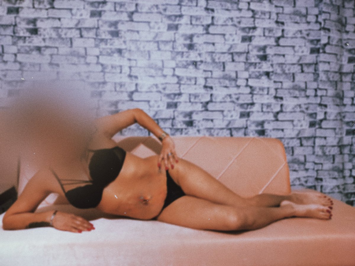 GÜNAYDIN SAMSUN 💞

GÜN İÇİNDE MÜSAİTİM ARAYARAK SEANSA GELEBİLİRSİNİZ CANLARIM ❤️

PRENSES DEFNE
05308876302 📞

#samsun #samsunsex #samsunbayan #samsuneskort #samsunsahibe #samsunswinger
