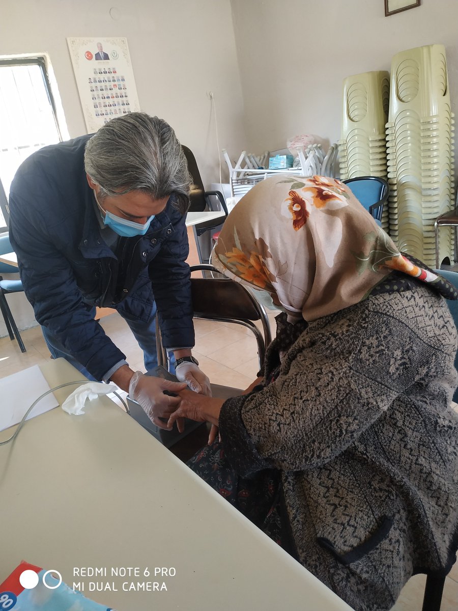 Saruhanlı nüfus müdürlüğü Sarısığırlı köyü 75 yaş üstü parmak izi alımını hayırlısıyla tamamladık köy halkına ve muhtarımıza göstermiş oldukları ilgi ve alakadan dolayı teşekkür ederiz. 
<a href="/ValiKaradeniz/">Yaşar Karadeniz</a>
<a href="/sefikaygol/">Şefik AYGÖL</a>
<a href="/suleymankara26/">Süleyman Kara</a>
#HayatınızınHerAnında 
#AdresteNüfusHizmeti