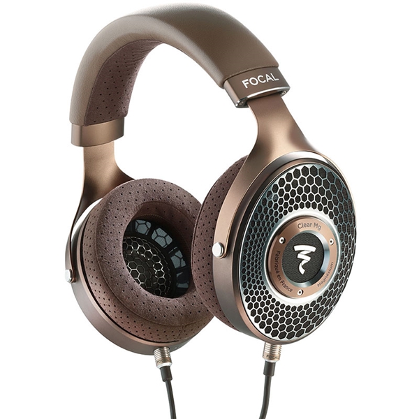FUJIYAAVIC's tweet photo. 【ご予約受付開始】「Focal CLEAR MG」 CLEARをベースに4年の歳⽉をかけて開発された、マグネシウムドームを新たに採⽤。Φ3.5mmステレオ端⼦1.2mのと4ピンXLR端⼦付きケーブルが付属しアウトドアでも自宅システムでもお楽しみいただます。 #FOCAL #CLEARMG #予約受付中 https://t.co/pue822gI4U https://t.co/IgXDxipiqe