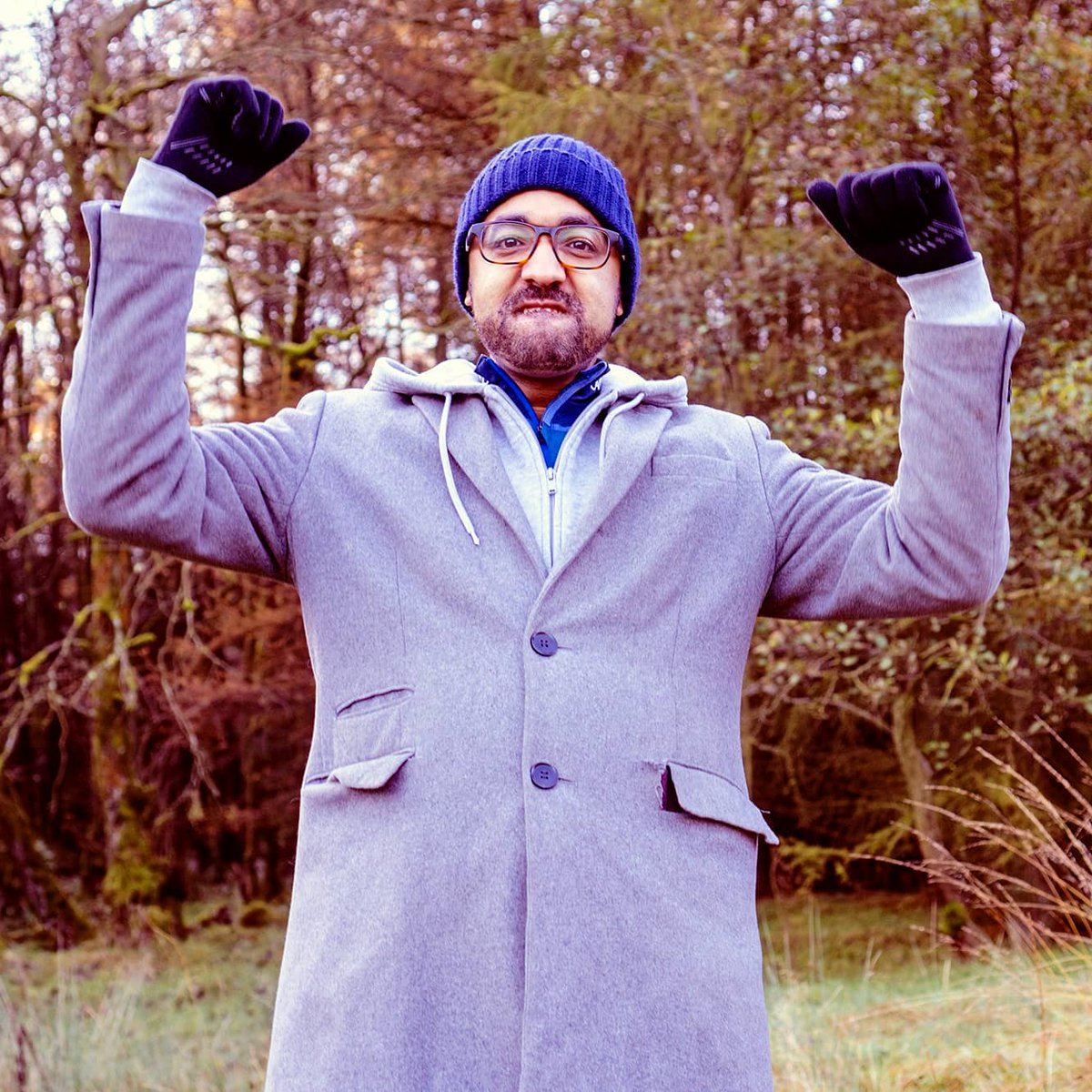 MIDDLEMEN tweet media