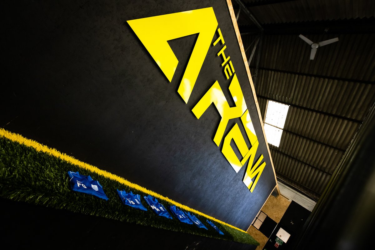 the_nr7's tweet photo. Pitch Hire ✅ Birthday parties ✅ Photo shoots ✅ Venue hire ✅ Gym ✅ PTs ✅ Physio ✅And more! Contact Info@thearenanorwich.com for info! https://t.co/dw7gvEOeS9
