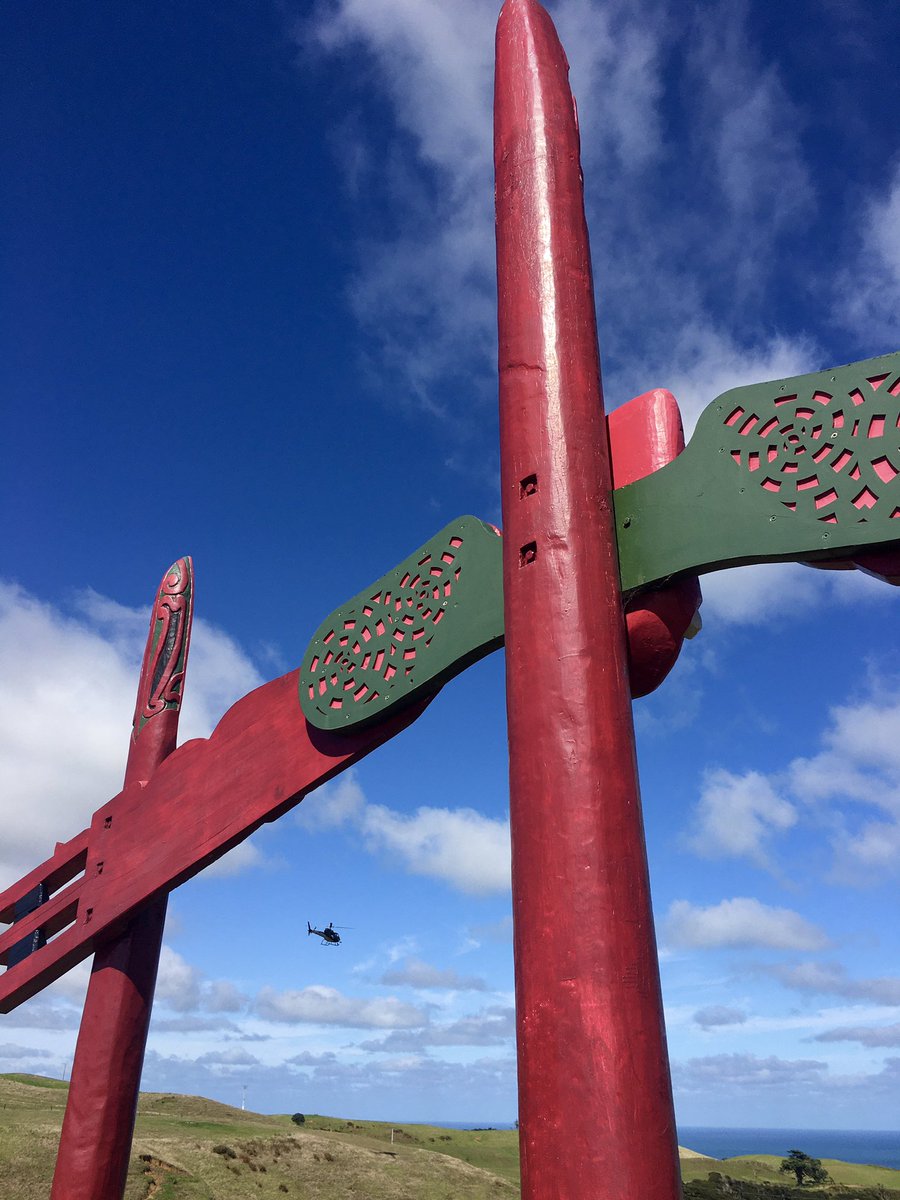 NatashaBarret18's tweet photo. Fabulous day trip out to #ManukauHeads #Lighthouse
#daytrips #eastertrips #Auckland #shotoniphone #iphonephotography #spectacularviews https://t.co/96oG9Dl3Zw