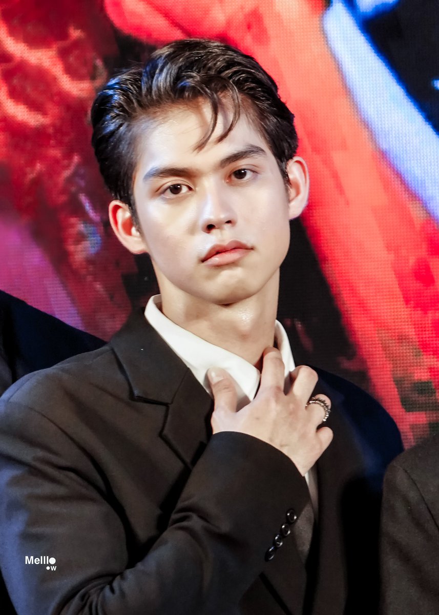 Melllow_th's tweet photo. ใ ค ร ไ ห ว ไ ป ก่ อ �� 🤨
@bbrightvc #bbrightvc #Moveไปไหน 
#BOYSDONTCRYPROJECT https://t.co/93HHa24oXF