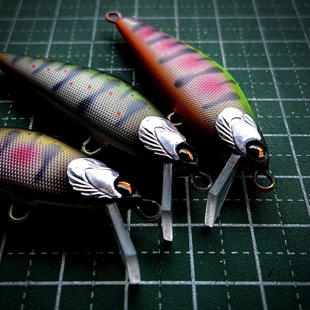 Masahiro Ikegaya ハンドメイドルアー Hm51s Hira 製作中 目玉とエラアルミ貼り ハンドメイド ハンドメイドルアー ハンドメイドミノー