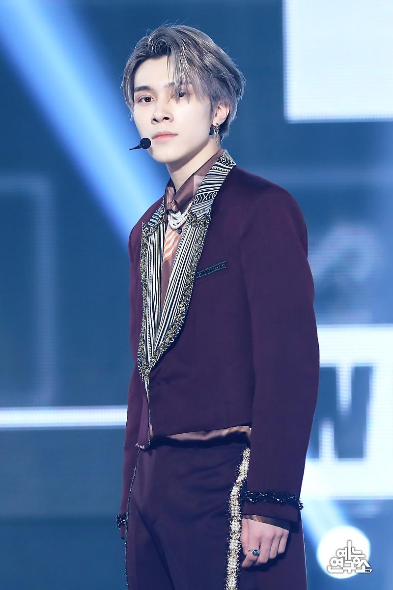 EVERY_HENDERY's tweet photo. PHOTO 📸 210402 | MBC Music Core updated
MBC Music Core 威神 V (WayV)
-秘境 (kick back) Hendery👑
©️: Post Never
🔗https://t.co/CUGjumQvqG
#HENDERY #冠冠亨 #헨드리
#WayV #WeiShenV #威神V #WayV_Hendery_Kickback
#WayV_Kickback https://t.co/nj52la8uhW