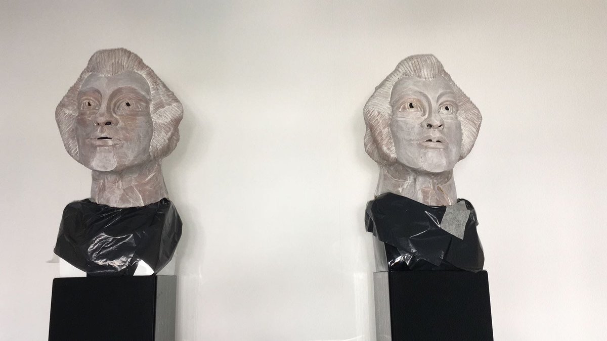 TakeProps's tweet photo. Let's let these dru for a bit!

#dw #drwho #doctorwho #tardis #timevortex #fourthdoctor #4thdoctor #tombaker #louisejameson #leela #vocrobot #sv7 #robotsofdeath https://t.co/szShzZhHiL