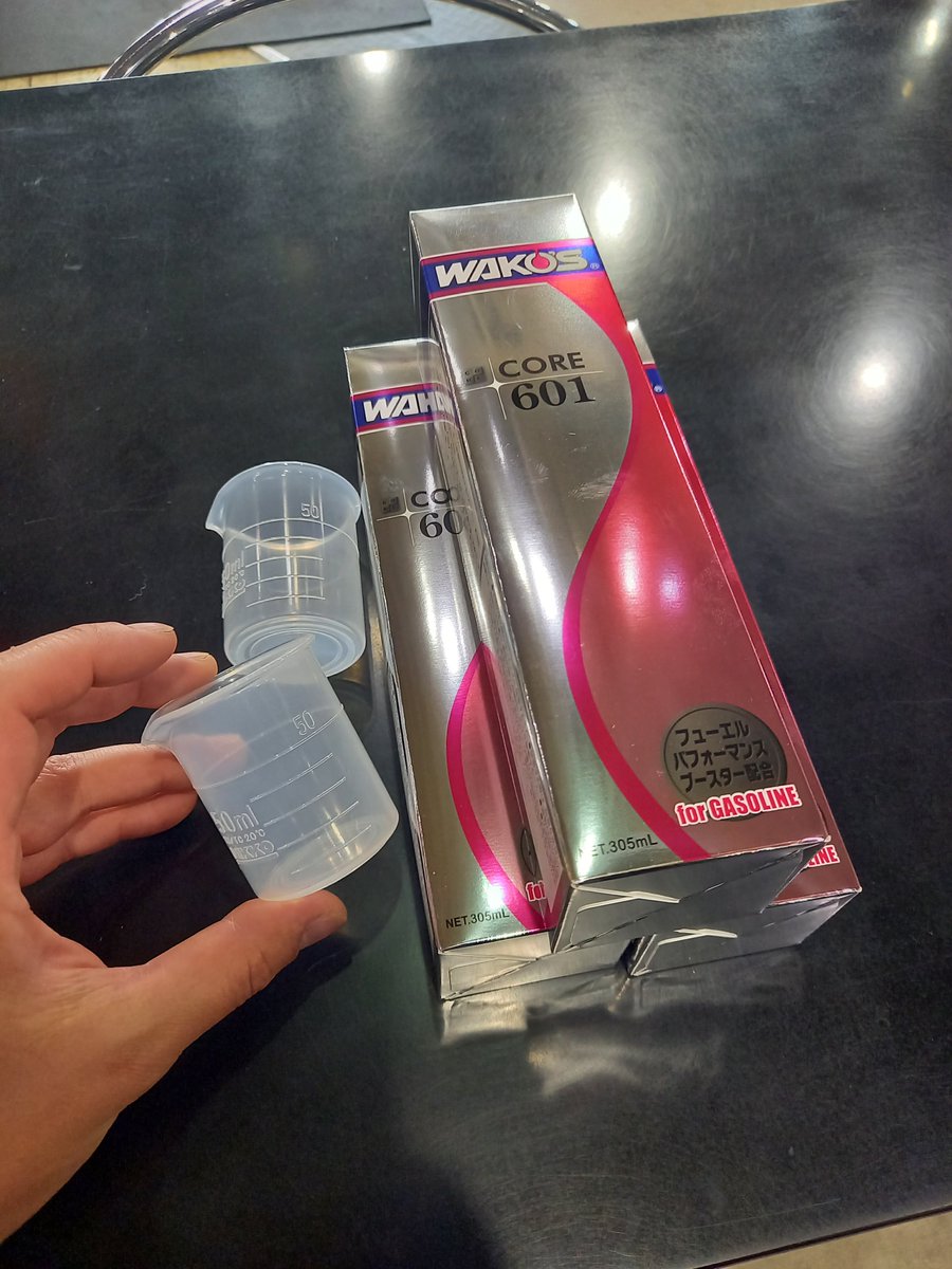 tryangle_blog's tweet photo. 当店で人気のある燃料添加剤『CORE601』
ご来店し購入して頂いたお客様へ二輪車に添加する際の計量カップをプレゼントしております♪
#バイク #バイクに乗ろう
#ツーリング
#キャンプツーリング
#モータースポーツ
#ラーメン部 #朝飯部 #温泉部
#ワコーズ
#CORE601
#燃料添加剤 https://t.co/CkdwOgn7qN
