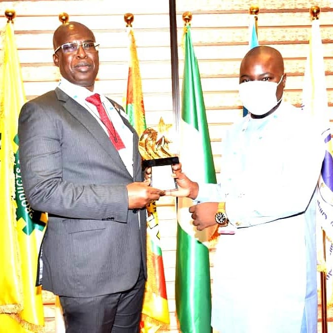 H.E. Chief Timipre Sylva tweet media