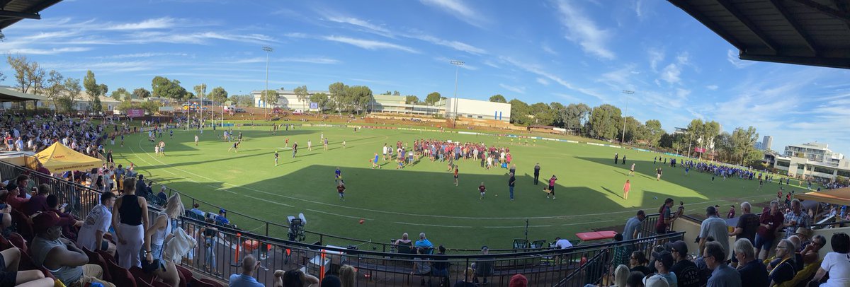 First @WAFLOfficial experience @subiacolions vs @EastPerthFC Seeing Nick Robertson tear up is giving me some serious flashbacks