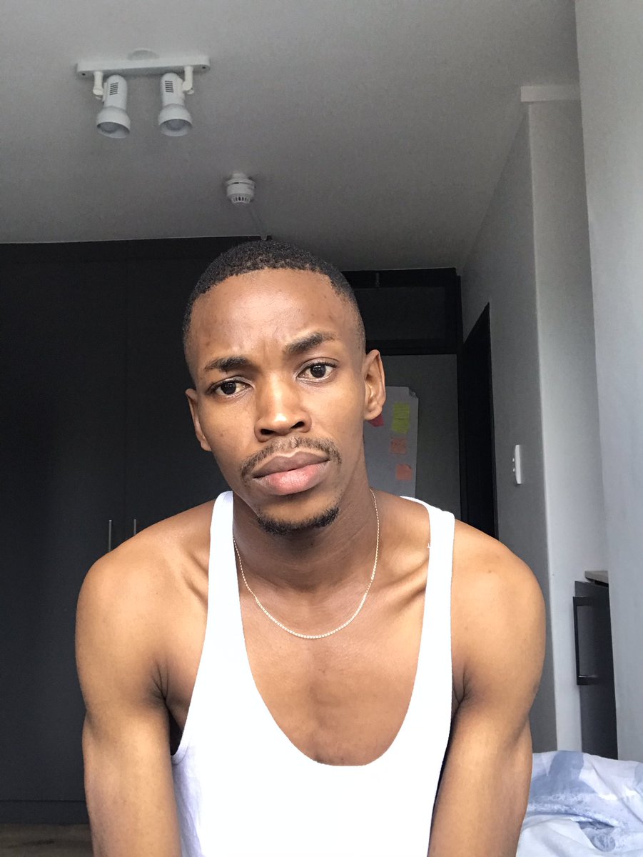boi_gaserotse's tweet photo. I took these just after I woke up. 🙃 Good morning 🌱🤍 https://t.co/K50jeUSXYt